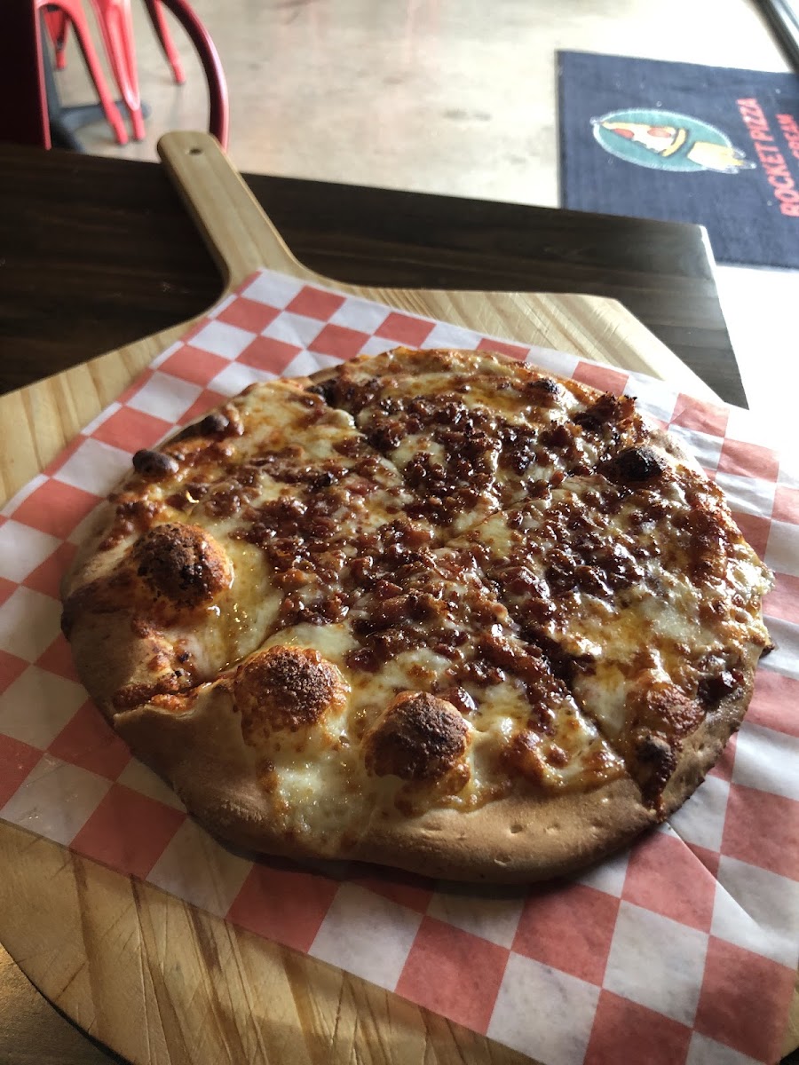 Rocket Pizza & Ice Cream-7